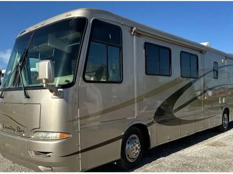 2003 Newmar Kountry Star